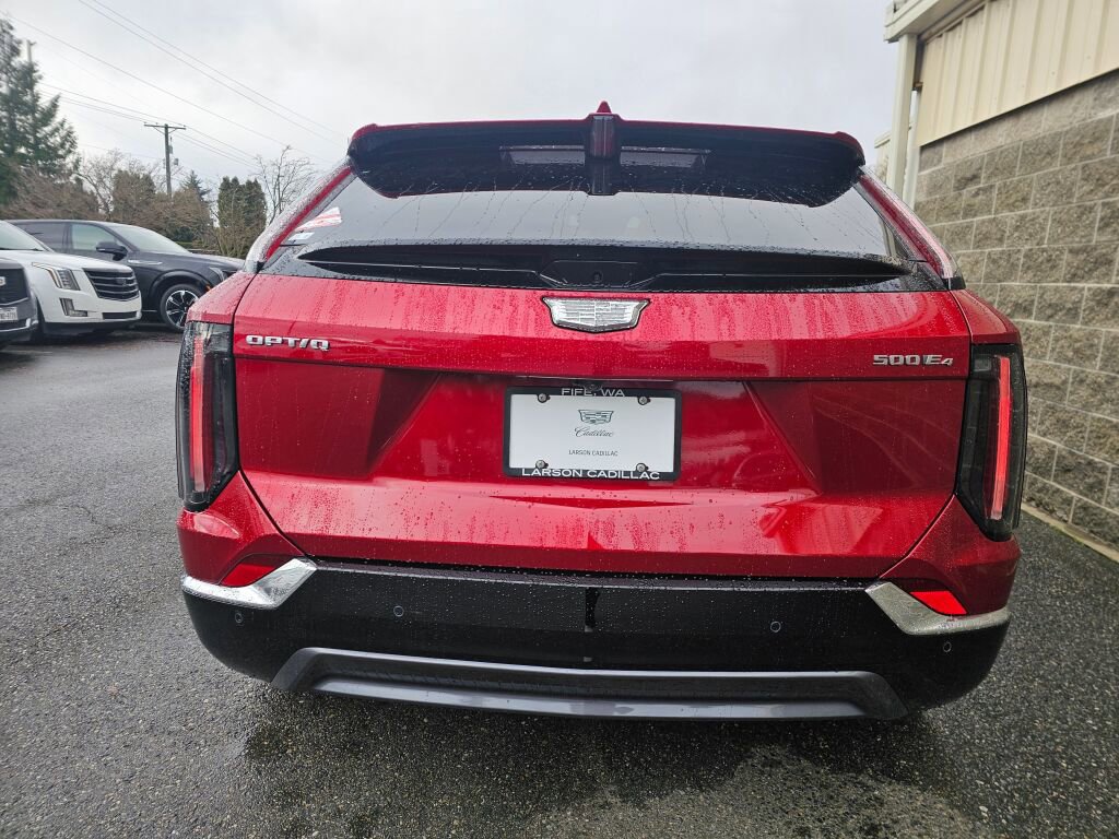 New 2026 Cadillac Optiq Luxury 1 image 6