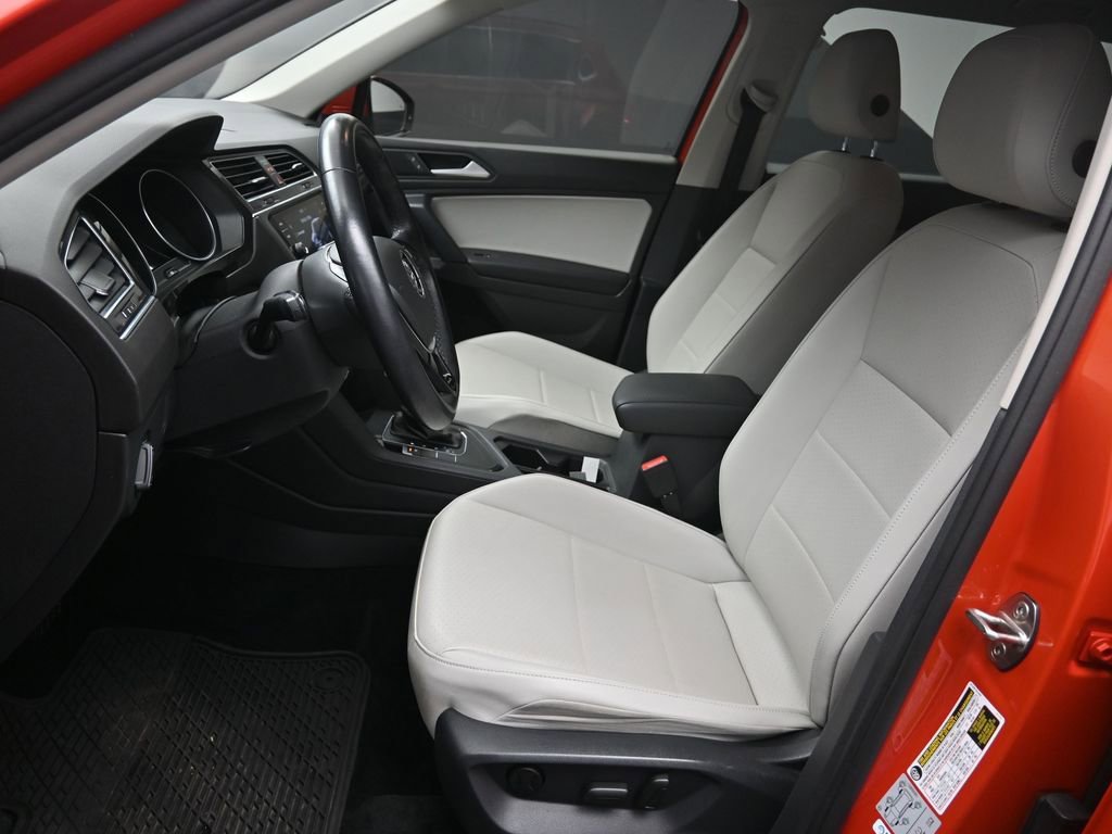 Used 2019 Volkswagen Tiguan SE image 18