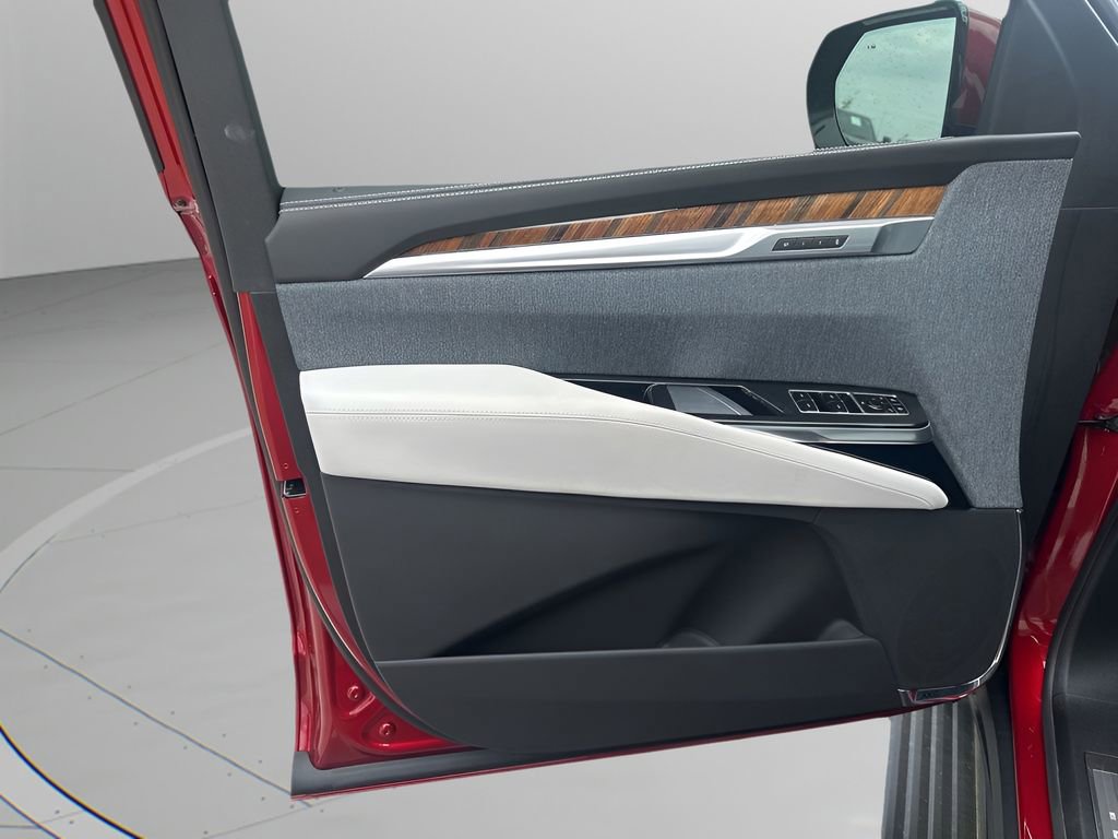 New 2026 Cadillac Escalade ESV Platinum Luxury w/ LPO, Floor Liner Package AWD/4WD image 27