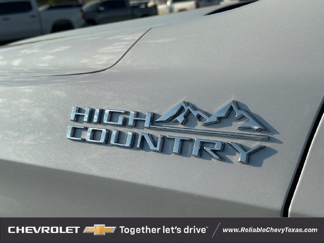 New 2026 Chevrolet Tahoe High Country AWD/4WD image 8