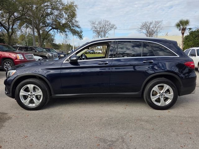 Used 2017 Mercedes-Benz GLC 300 4MATIC image 4