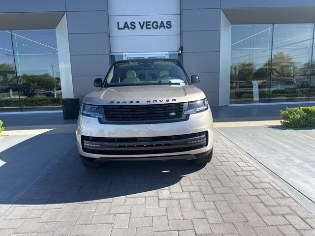 Used 2026 Land Rover Range Rover SE image 2