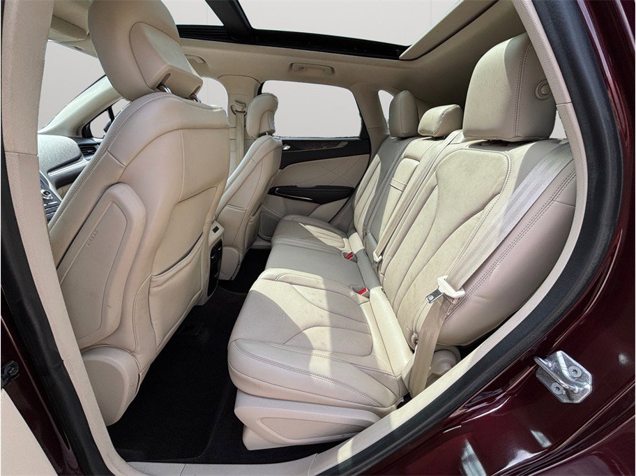 Used 2018 Lincoln MKC Reserve w/ Lincoln MKC Climate Package FWD image 39