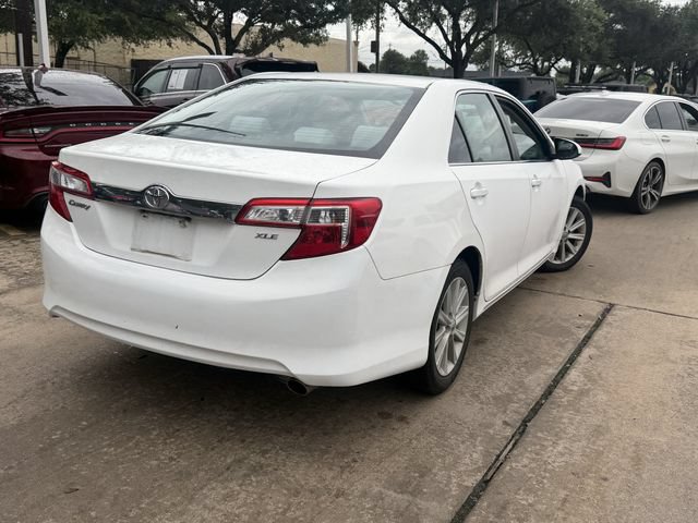 Used 2012 Toyota Camry XLE FWD image 5