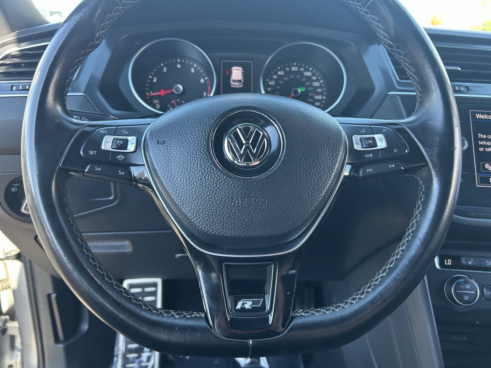 Used 2021 Volkswagen Tiguan SE R-Line w/ 3rd Row Seat Package AWD/4WD image 25