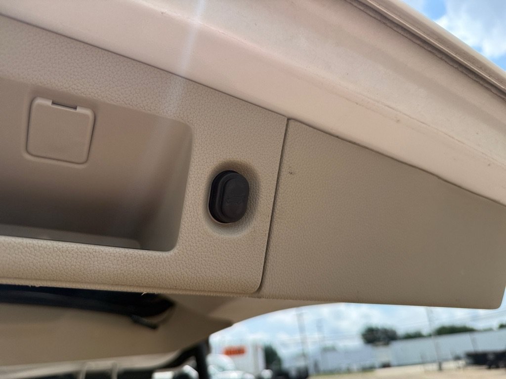 Used 2019 Cadillac Escalade ESV Luxury AWD/4WD image 27