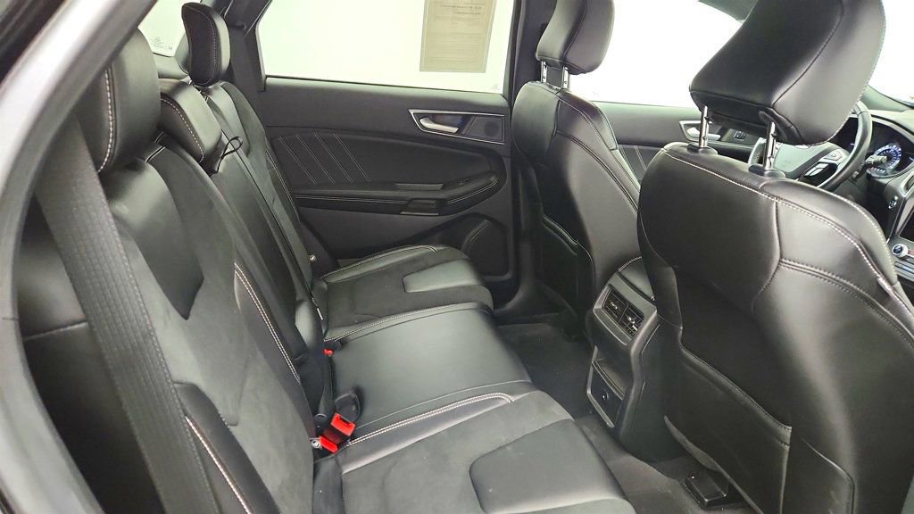 Used 2023 Ford Edge ST AWD/4WD image 20