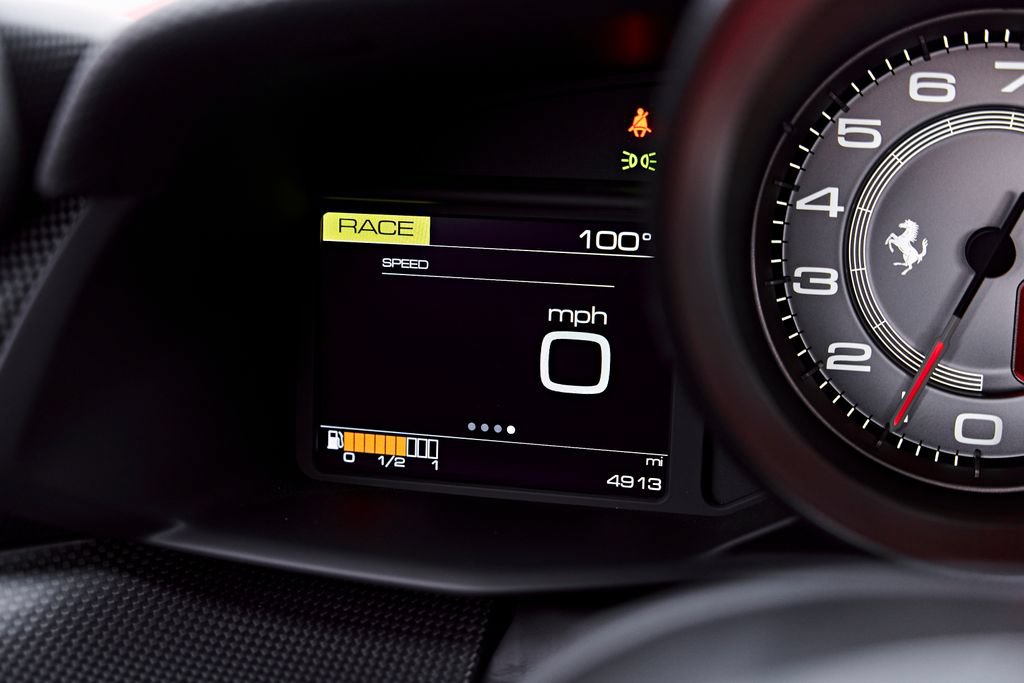Used 2020 Ferrari 488 Pista Coupe RWD image 82