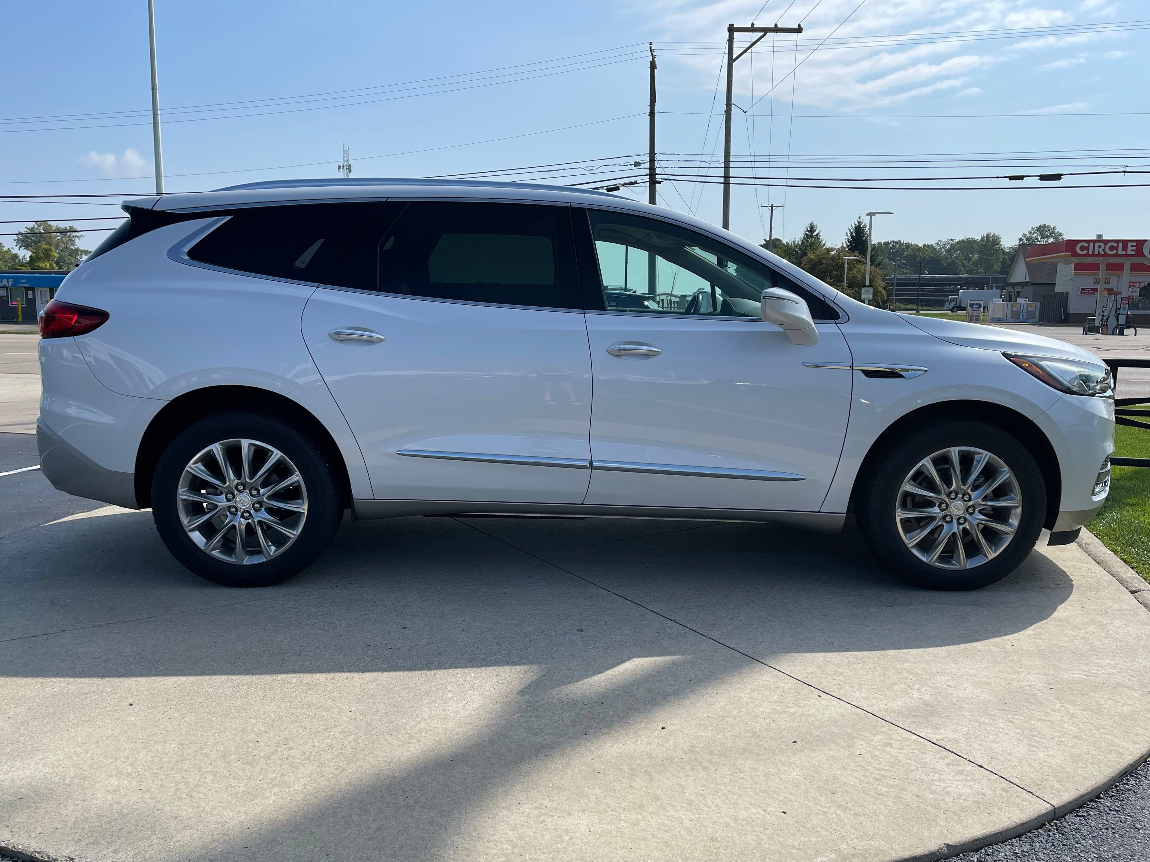 Used 2020 Buick Enclave Premium w/ Surround and Sites Package FWD image 8