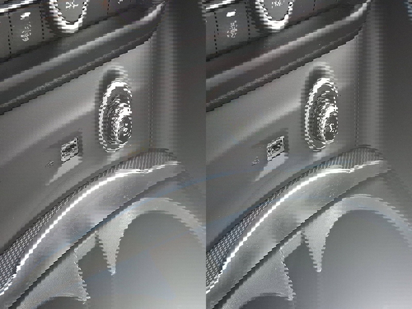 Used 2022 Alfa Romeo Stelvio Veloce image 25