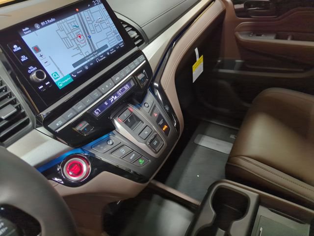 New 2026 Honda Odyssey Touring image 23