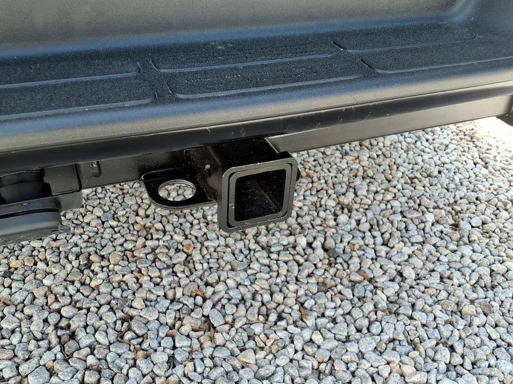 New 2026 Chevrolet Express 2500 Extended w/ Driver Convenience Package RWD image 9