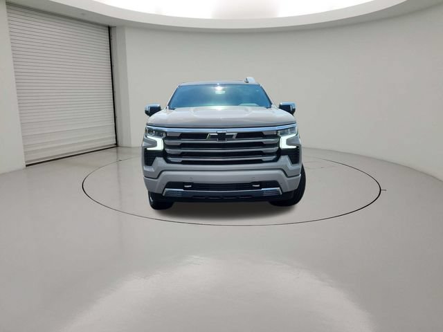 New 2026 Chevrolet Silverado 1500 High Country w/ High Country Premium Package AWD/4WD image 2