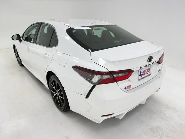 Used 2022 Toyota Camry SE FWD image 38