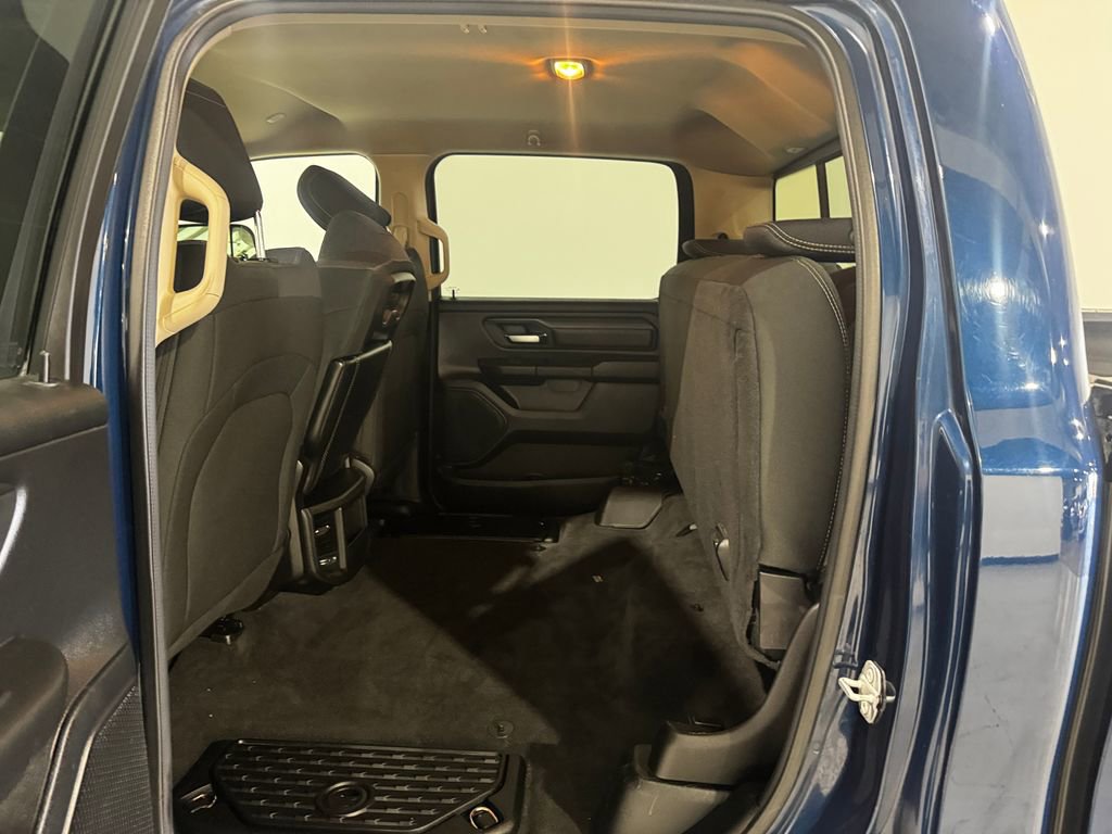 Used 2019 RAM 1500 Tradesman w/ SXT Appearance Group image 18