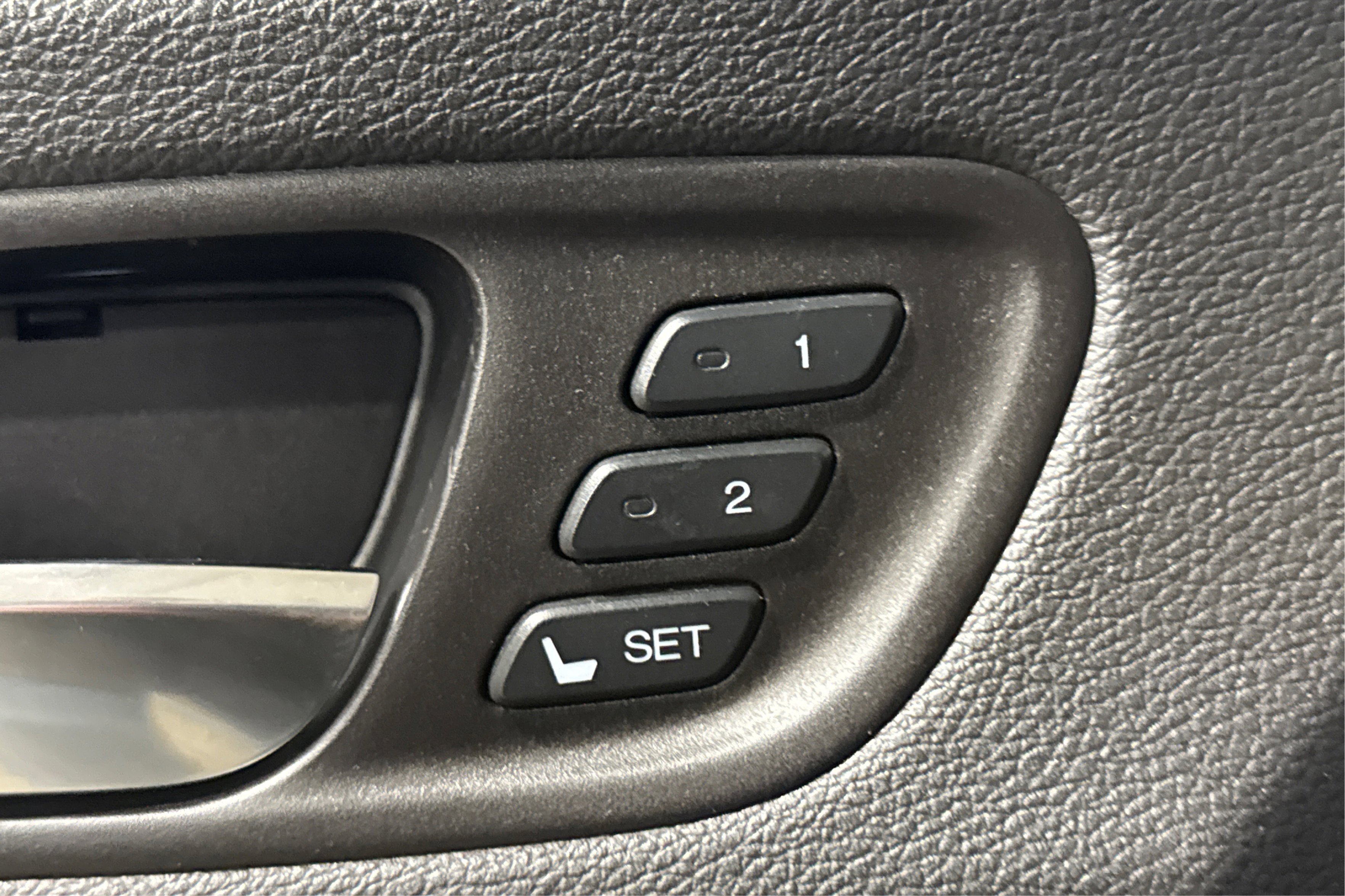 Used 2020 Acura MDX AWD/4WD image 17