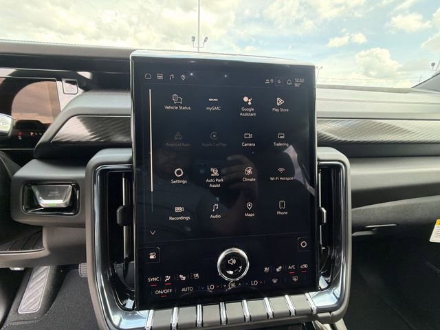 New 2026 GMC Yukon AT4 image 16