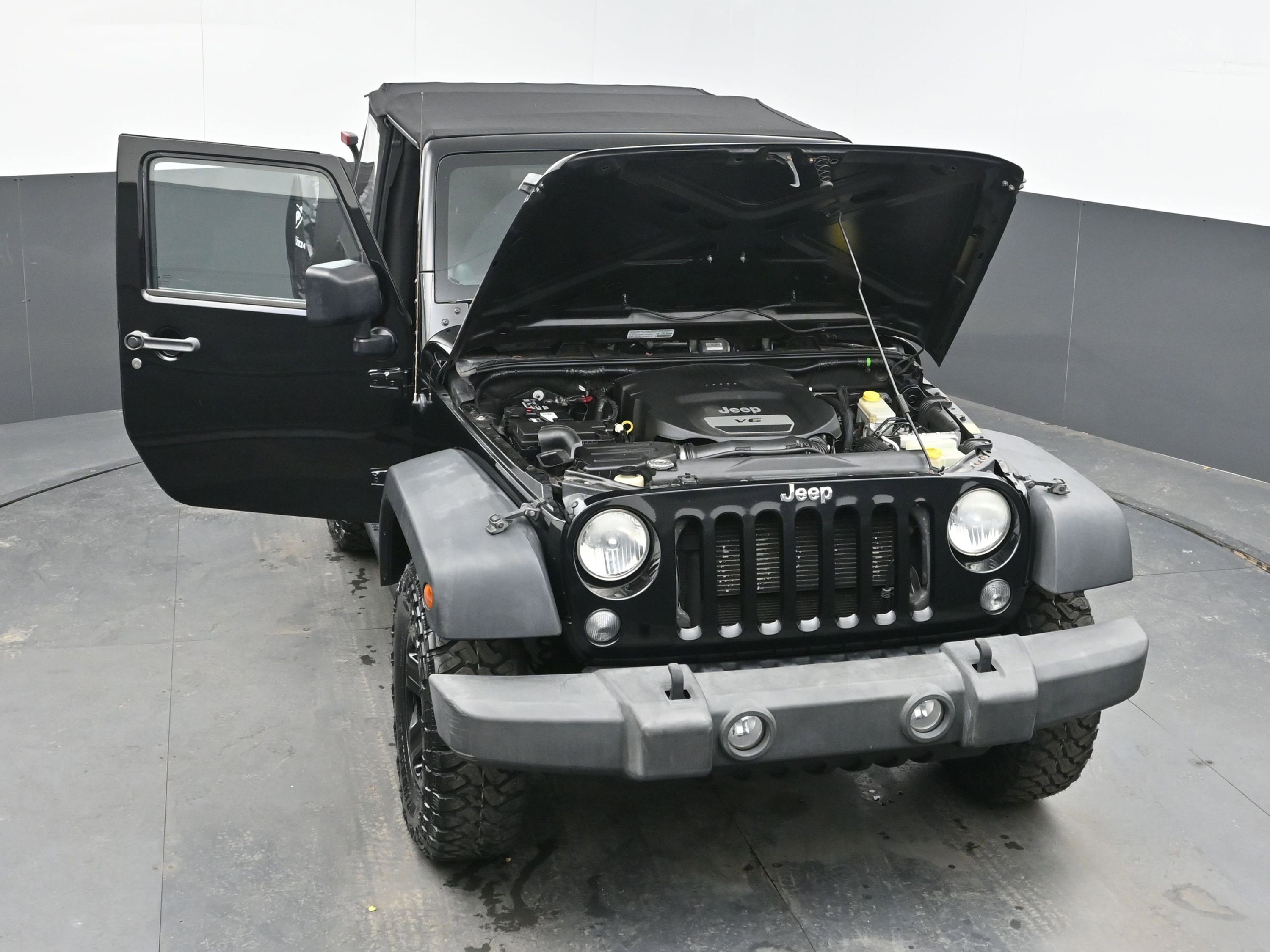 Used 2014 Jeep Wrangler Sport image 35