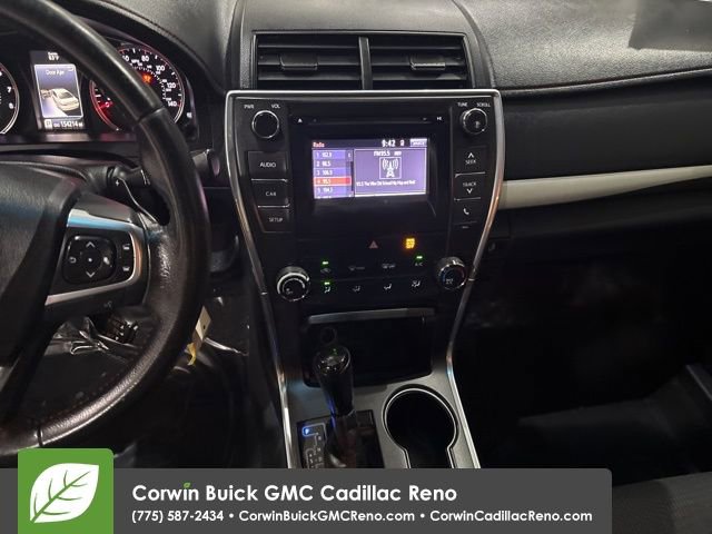 Used 2017 Toyota Camry SE image 17