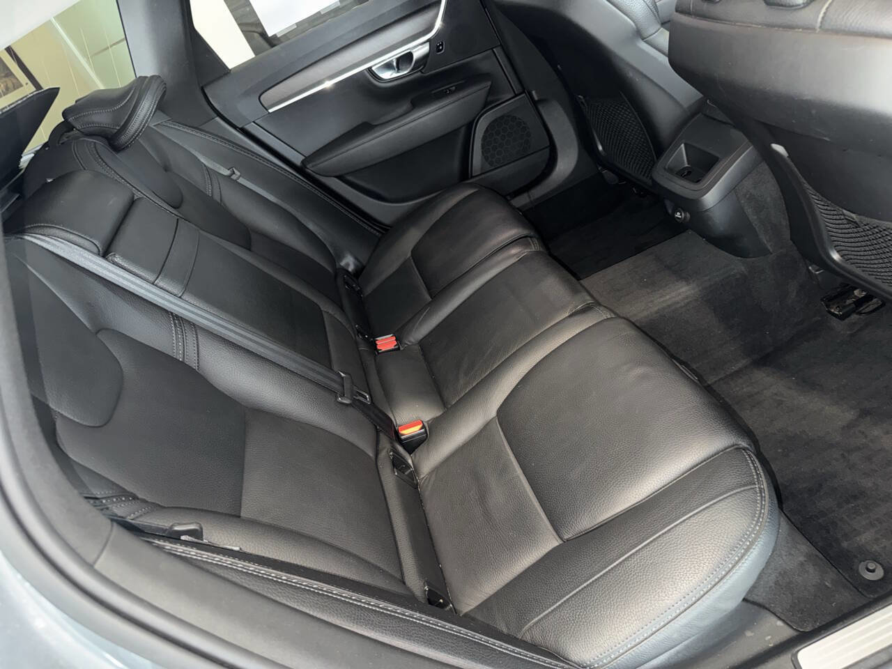 Used 2020 Volvo V90 T6 Cross Country AWD/4WD image 30