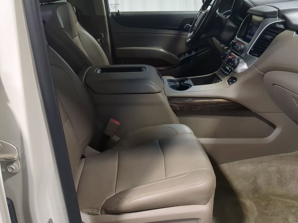 Used 2015 GMC Yukon SLT AWD/4WD image 27