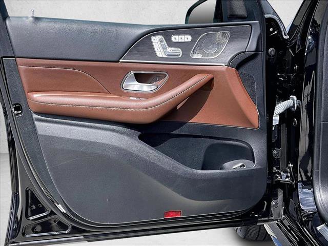 Certified 2024 Mercedes-Benz GLS 450 4MATIC image 18