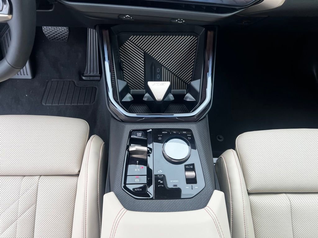 Certified 2025 BMW X3 xDrive30i w/ Convenience Package image 15