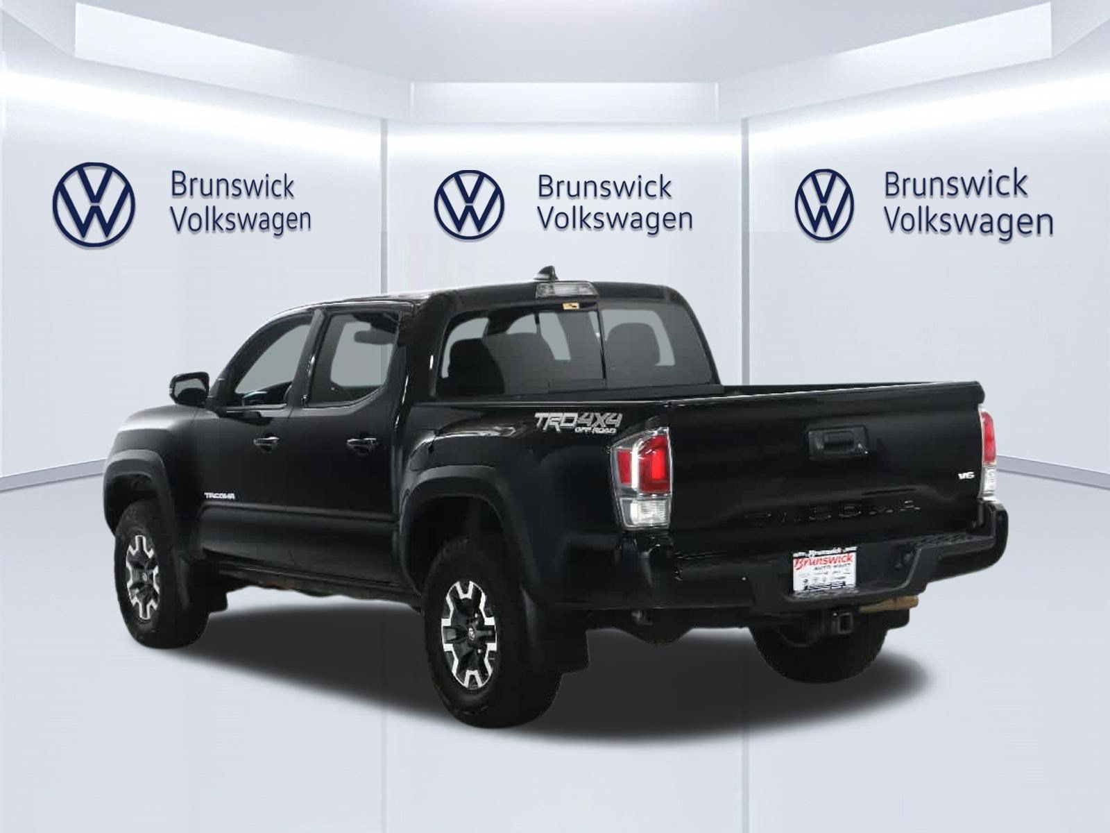 Certified 2020 Toyota Tacoma TRD Off-Road w/ Technology Package AWD/4WD image 38