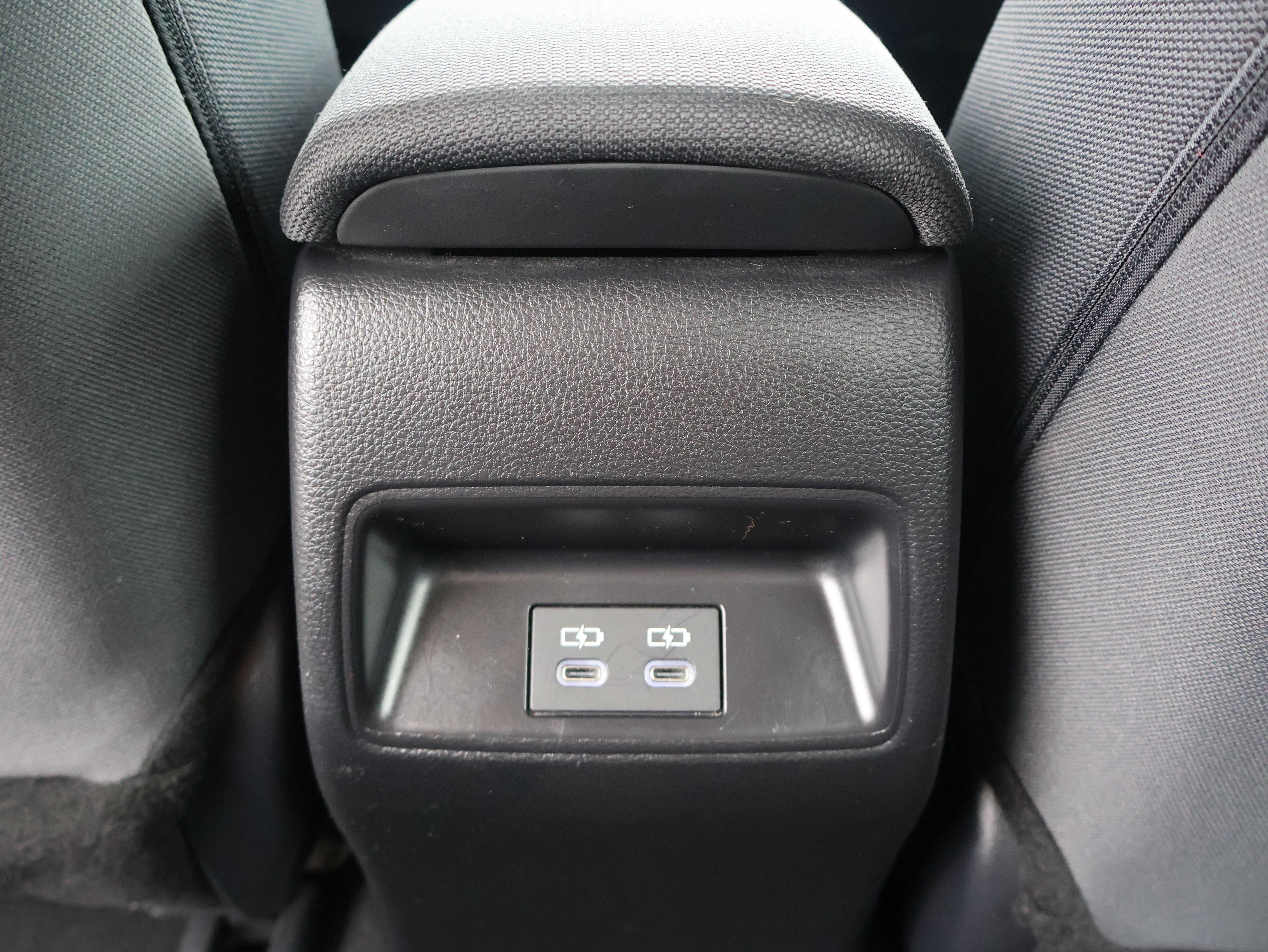 Used 2025 Toyota Corolla LE FWD image 16