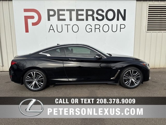 Used 2018 INFINITI Q60 2.0t w/ Moonroof Package image 2
