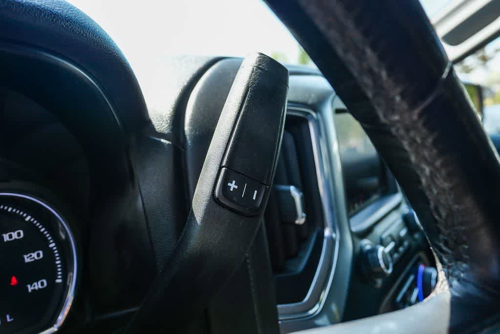Used 2020 Chevrolet Silverado 1500 LT Trail Boss AWD/4WD image 19