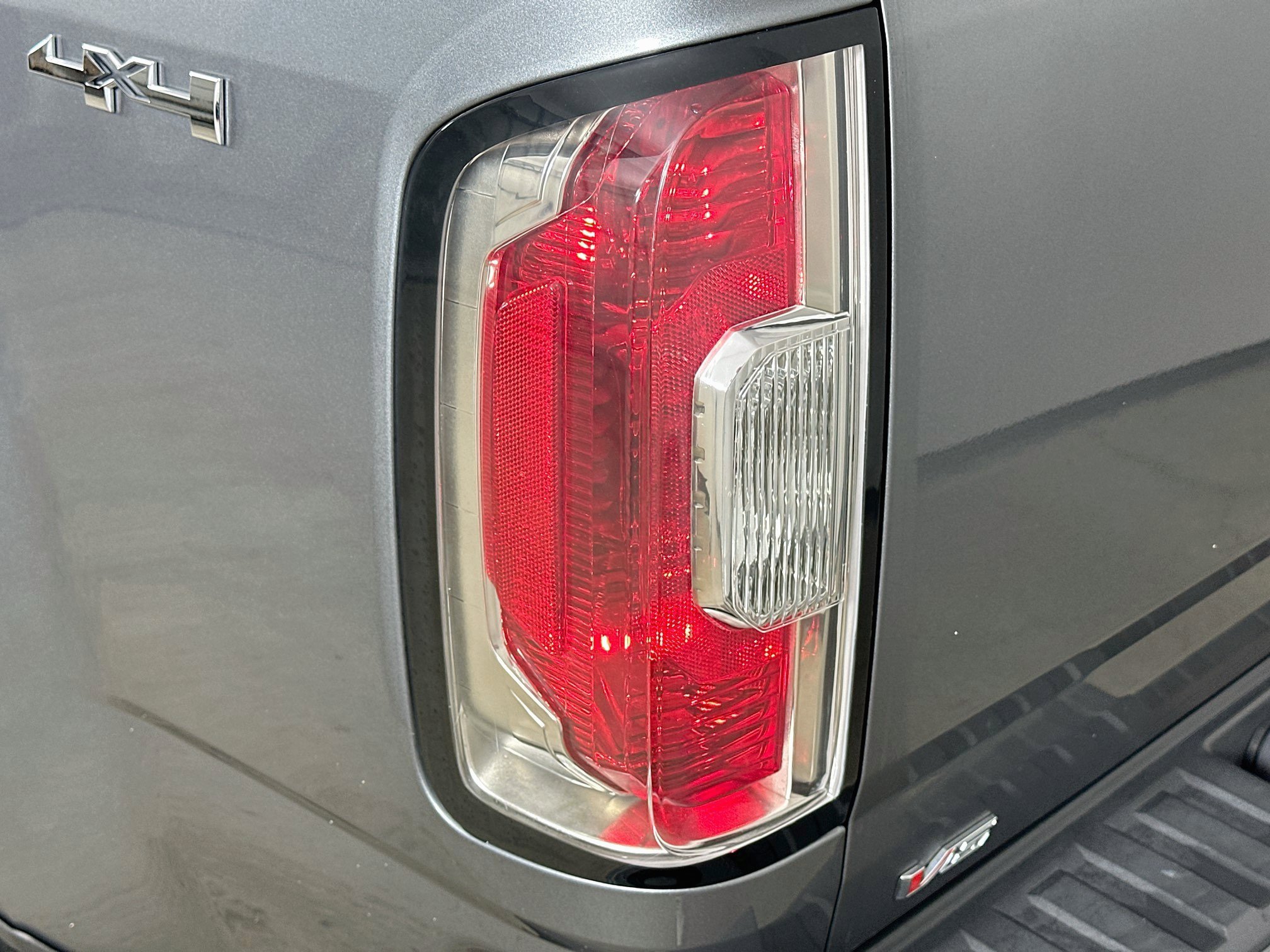 Used 2022 GMC Canyon Elevation Standard w/ Convenience Package AWD/4WD image 40