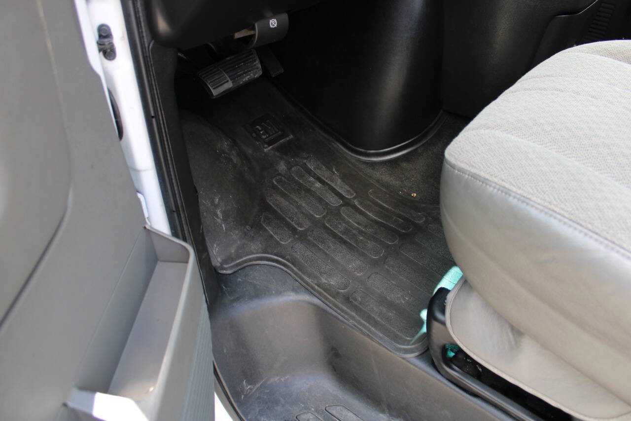 Used 2014 GMC Savana 1500 LT w/ LT Preferred Equipment Group RWD image 20