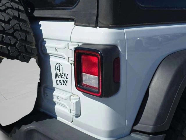Certified 2022 Jeep Wrangler Sport AWD/4WD image 39