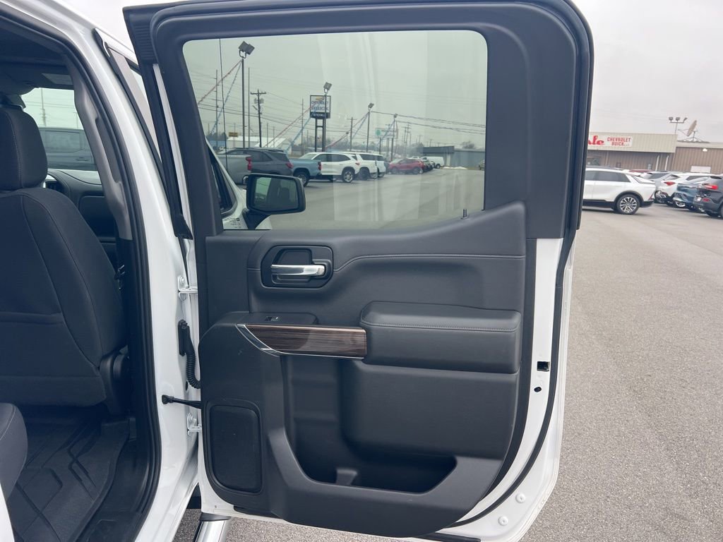 Used 2019 Chevrolet Silverado 1500 RST image 30