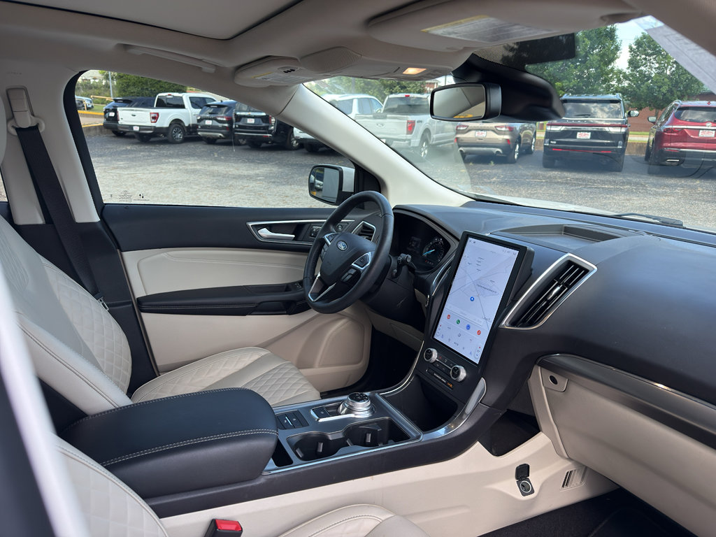 Used 2024 Ford Edge Titanium w/ Equipment Group 301A AWD/4WD image 12