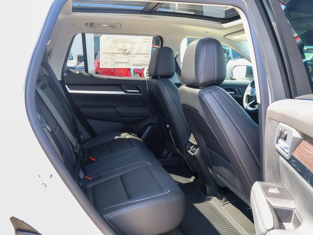 New 2027 GMC Terrain Denali w/ LPO, Floor Liner Package AWD/4WD image 36