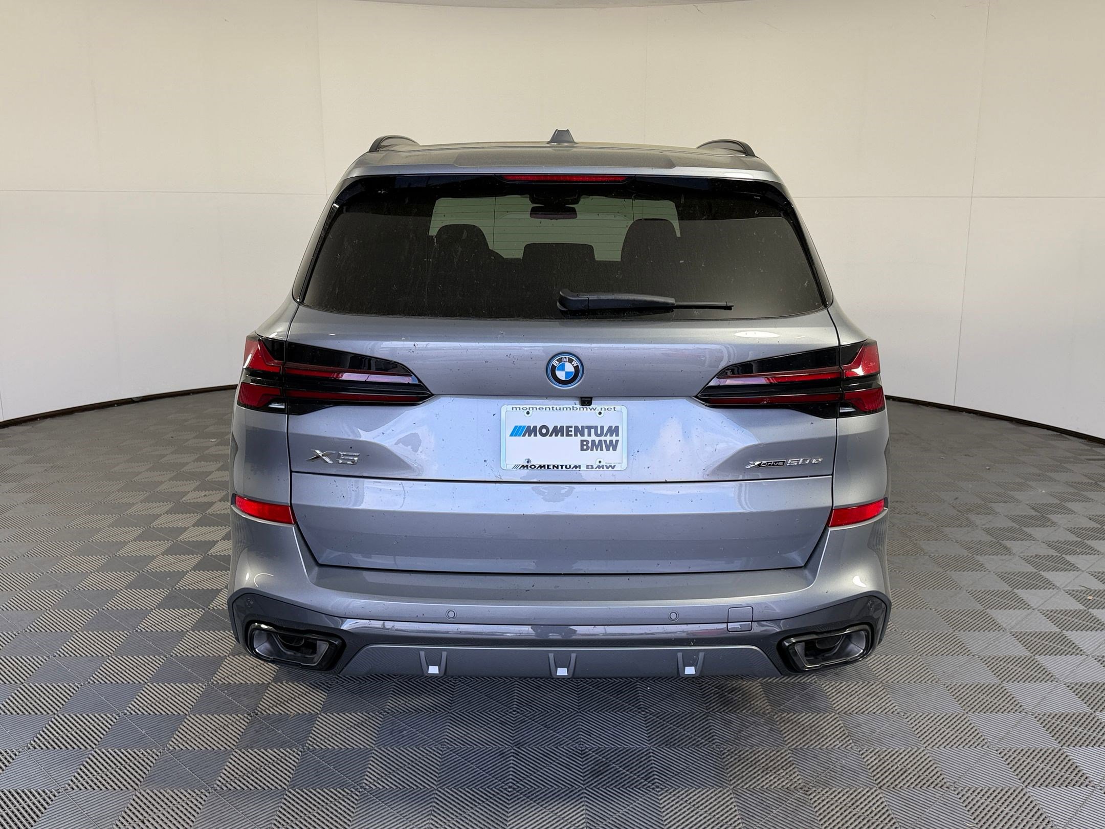 New 2026 BMW X5 xDrive50e w/ Executive Package image 10