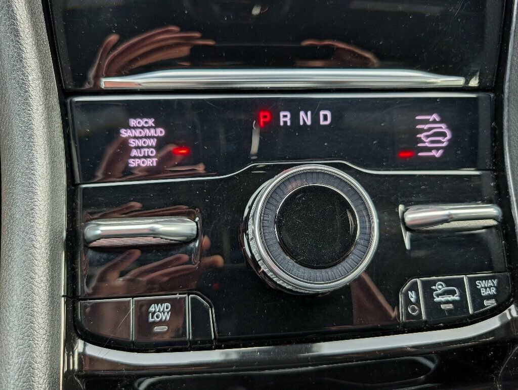 Used 2022 Jeep Grand Cherokee Trailhawk w/ Advanced Protech Group II image 29