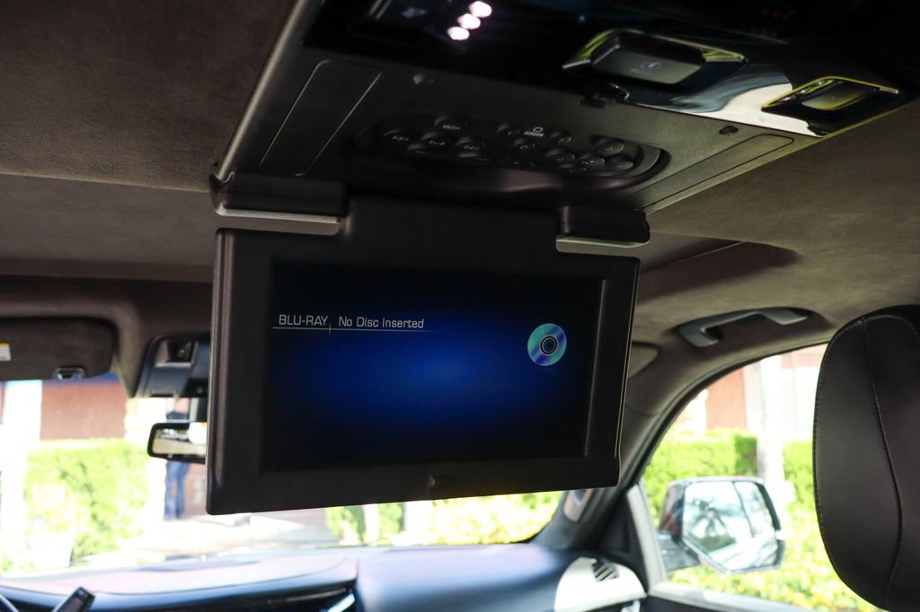 Used 2018 Cadillac Escalade ESV Platinum image 50