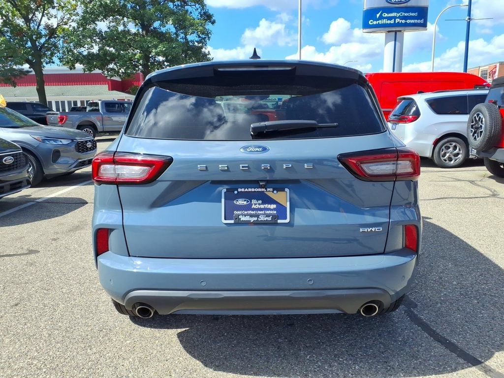 Certified 2023 Ford Escape ST-Line w/ Tech Pack #1 AWD/4WD image 8