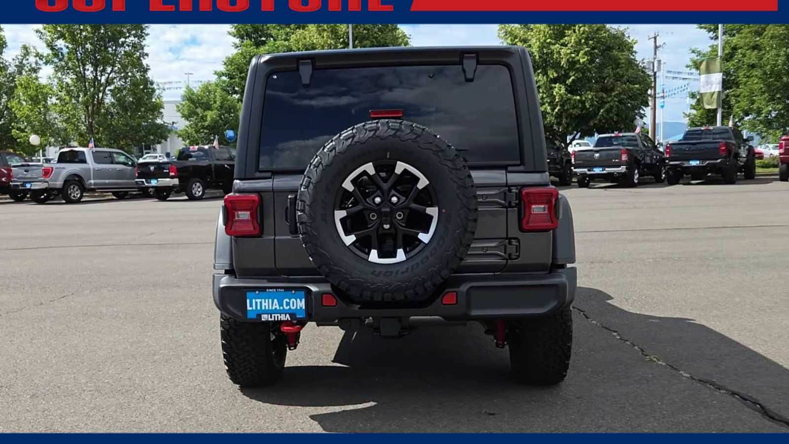New 2026 Jeep Wrangler Unlimited Rubicon AWD/4WD image 7