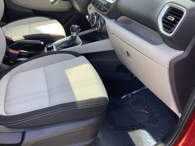 Certified 2026 Hyundai Venue SEL FWD image 38