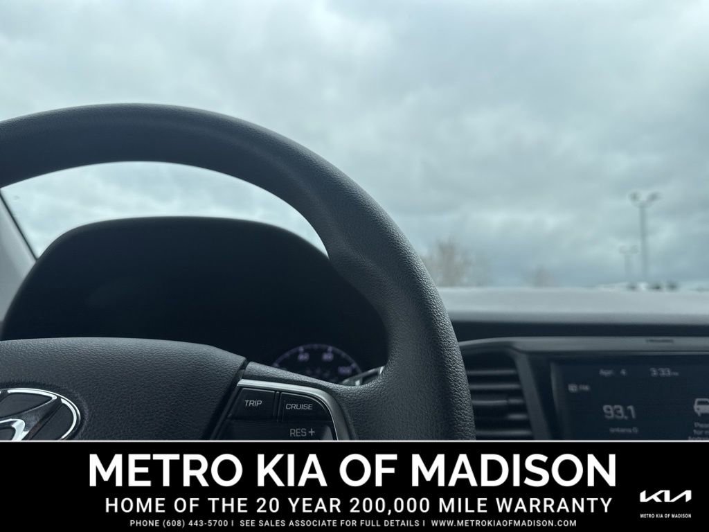 Used 2022 Hyundai Accent SEL image 22