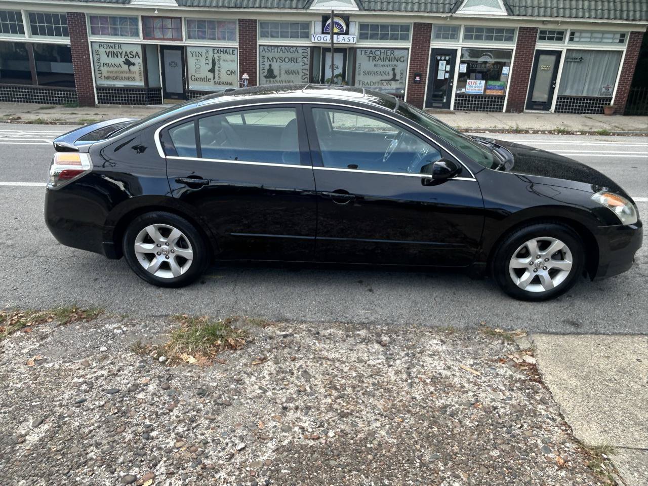 Used 2009 Nissan Altima 2.5 SL w/ Technology Pkg FWD image 7