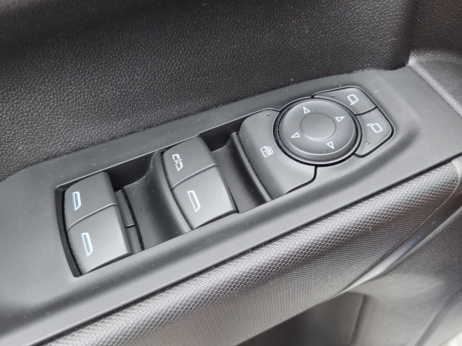 Used 2023 Chevrolet Silverado 1500 Custom RWD image 37