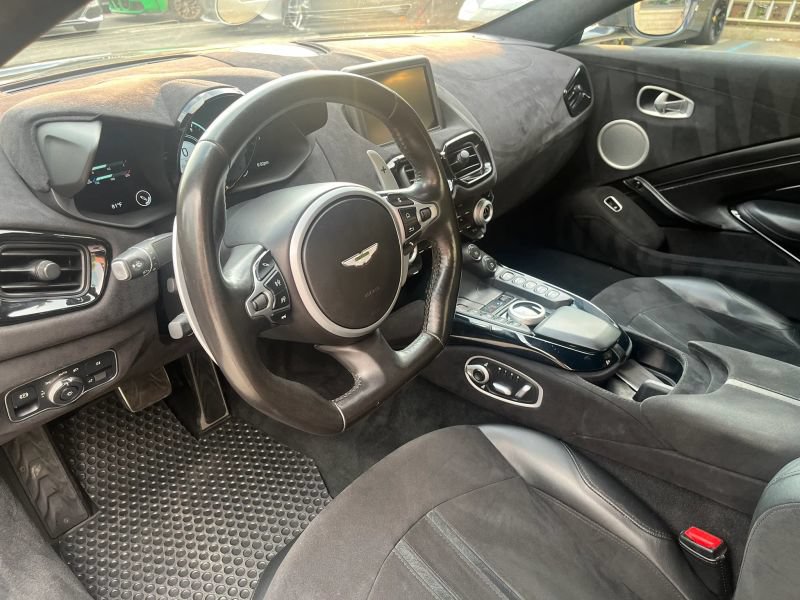Used 2020 Aston Martin V8 Vantage Coupe RWD image 10