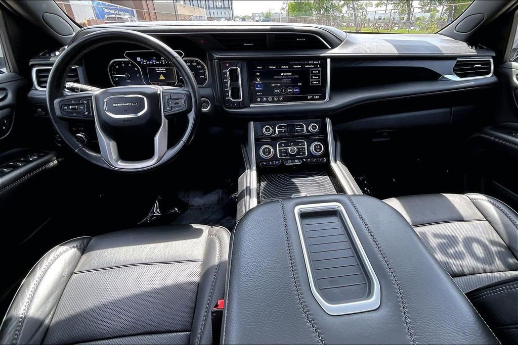 Used 2021 GMC Yukon Denali AWD/4WD image 14