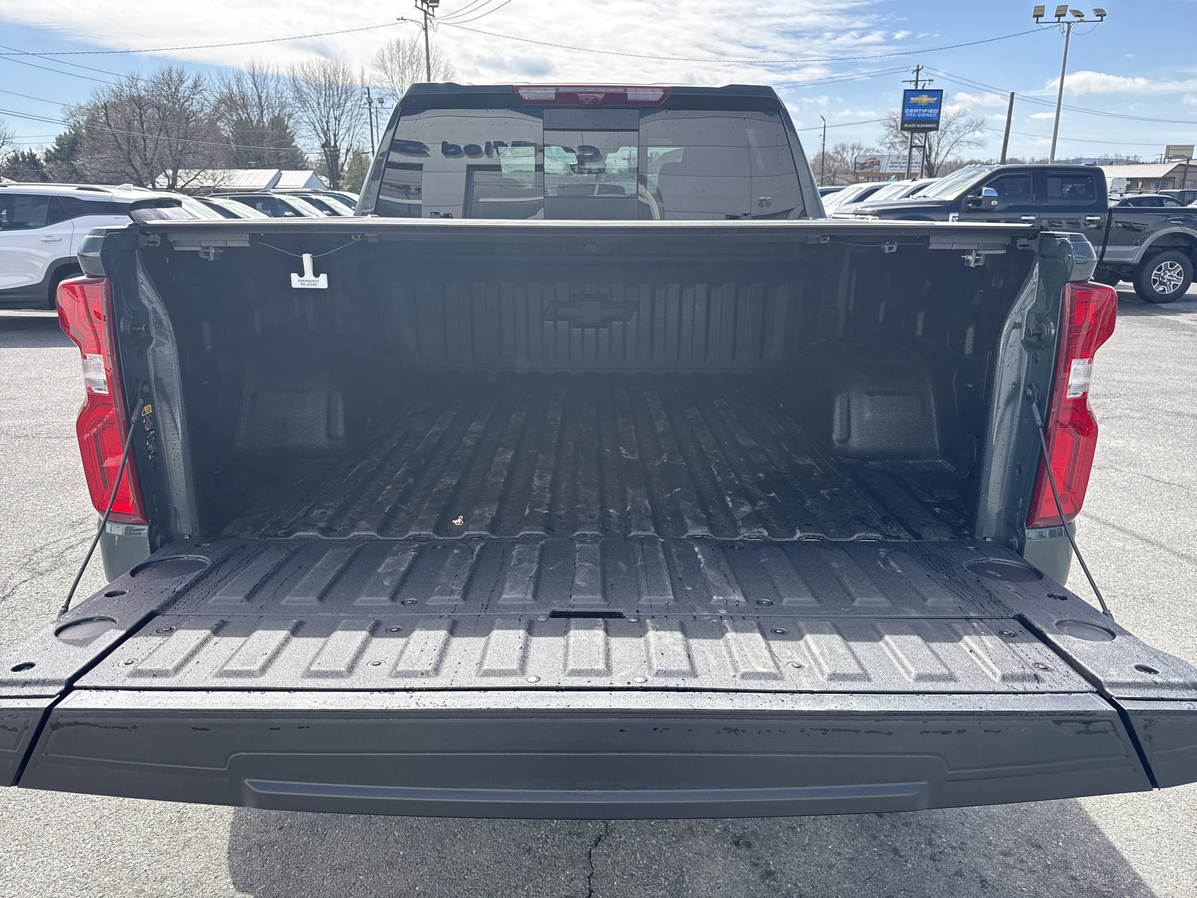 New 2026 Chevrolet Silverado 1500 ZR2 image 5