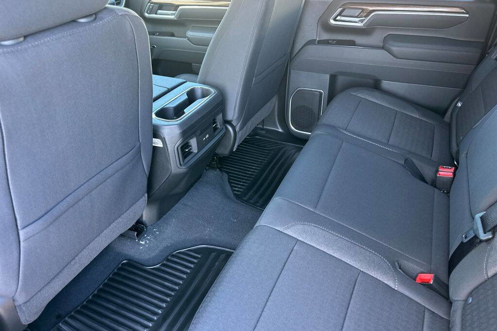 New 2026 Chevrolet Silverado 2500 LT image 11